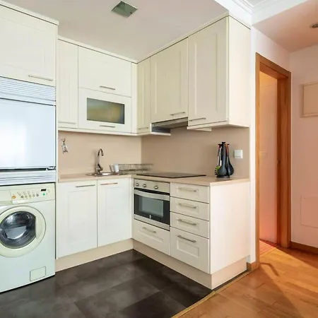 Welcoming Flat In 50 M² Free Parking *